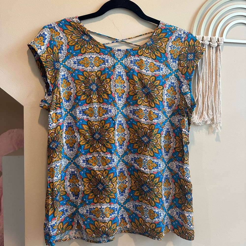 DR2 Women's Top - Blue and Orange Floral